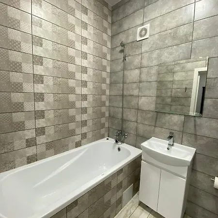 Gil Apartments, Volodimirskaja 90.212 - Majetok Bozdosh Διαμέρισμα *